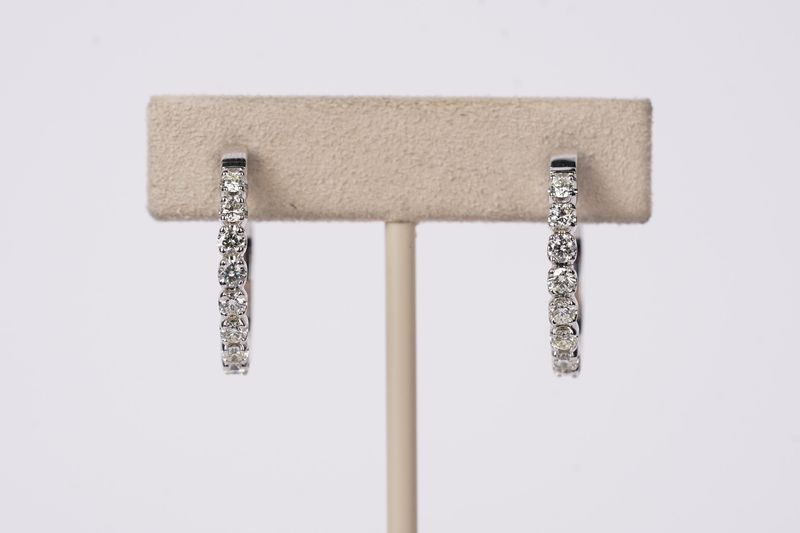 LTTX- 14KW 5.96g .95ctw Diamond Hoop Earrings