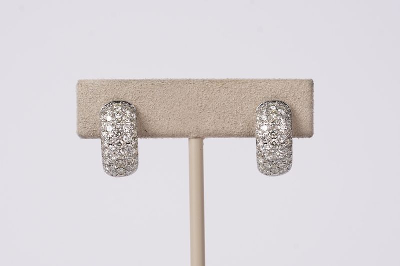 VNLL- 14KW 7.29g 2.01ctw Diamond Pave Hoop Earrings