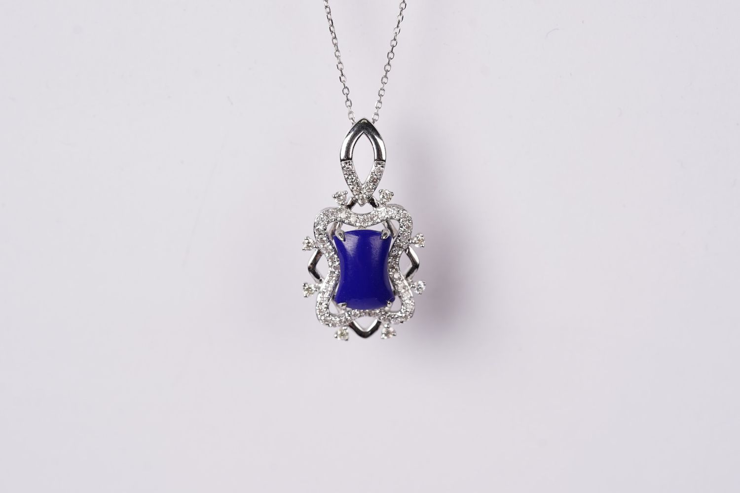 ADI- 14KW 2.90g 1.26ctw (.90ctr) Blue Lapis &amp; Diamond Halo Necklace 18&quot;