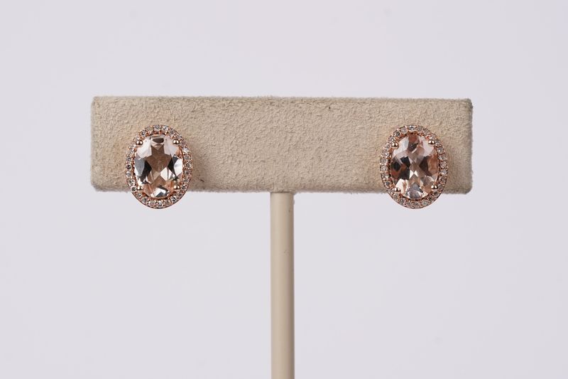 NAE- 14KR 2.20g 2.10ctw Morganite .18ctw Diamond Halo Stud Earrings