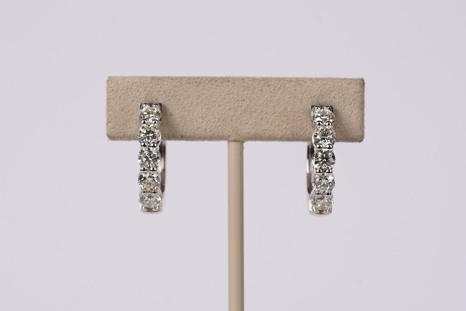 AATT- 14KW 8.50g 3.05ctw Diamond Hoop Earrings