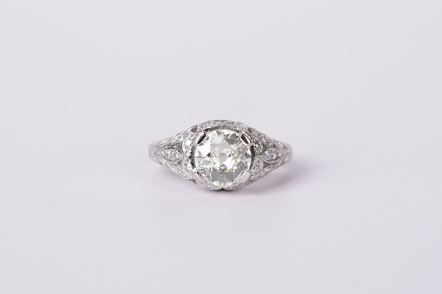 DATT- Platinum 7.44g 1.70ctw (1.40ctr) J/SI1 Mine Cut Diamond Vintage Ring (size 5.25)