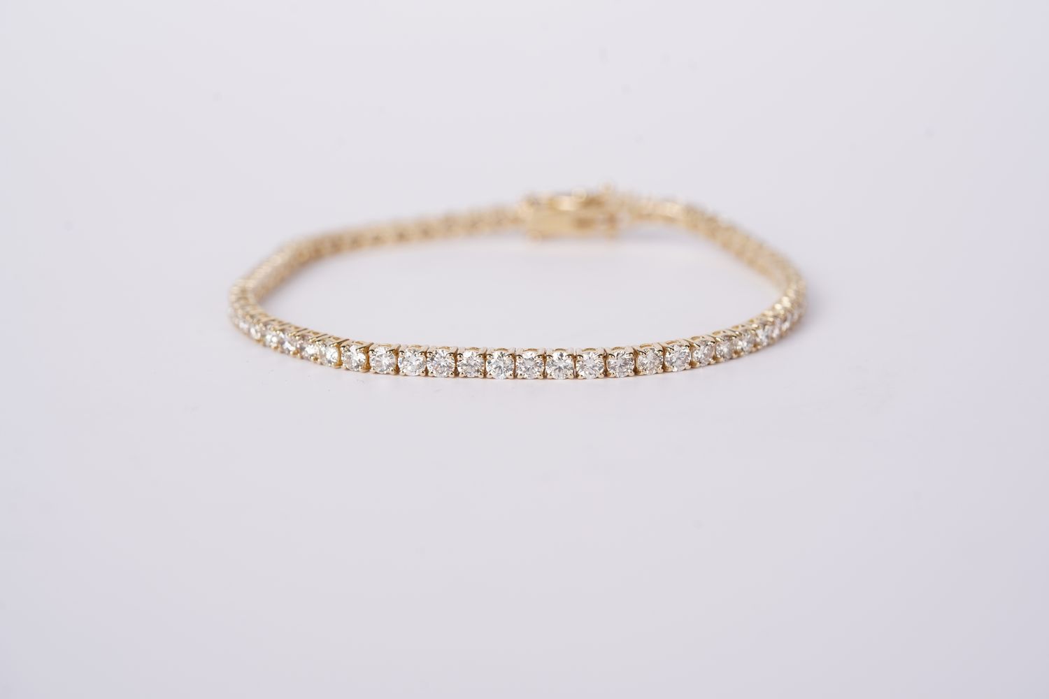 DATPX-14KY 7.8g 5.32ctw I-J/VS1 Diamond Tennis Bracelet 7&quot;