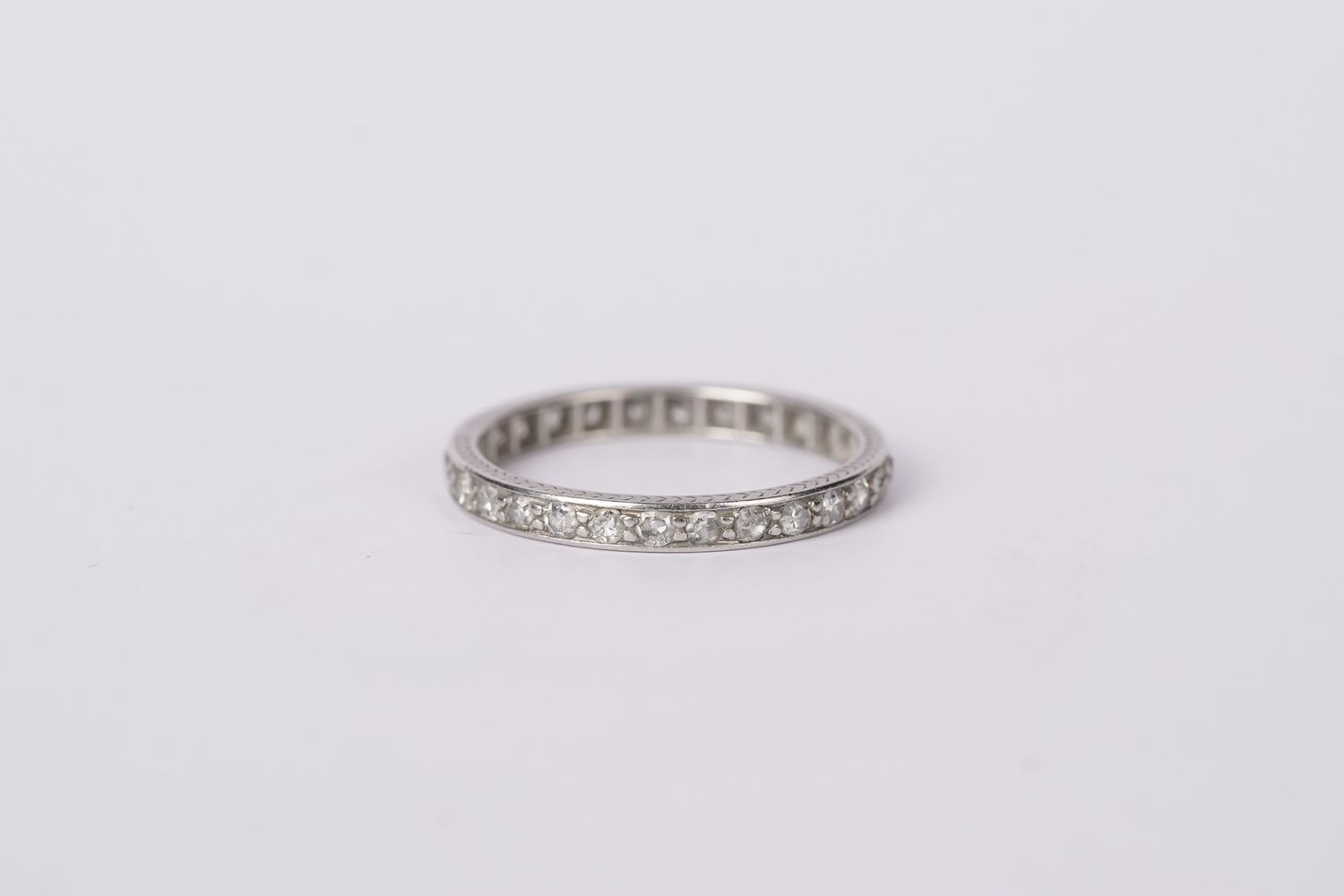 Platinum 2.46g .60ctw Diamond Art Deco Eternity Band (size 6.5)