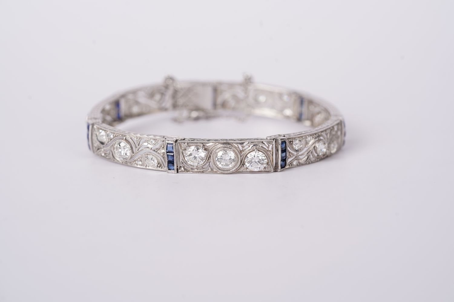DETP-Platinum 19.75g 5.40ctw Sapphire &amp; Diamond Art Deco Bracelet 7&quot;