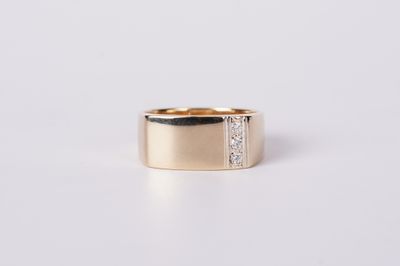 14KY 7.23g .10ctw Diamond Bliss Men&#39;s Ring (size 6.5)