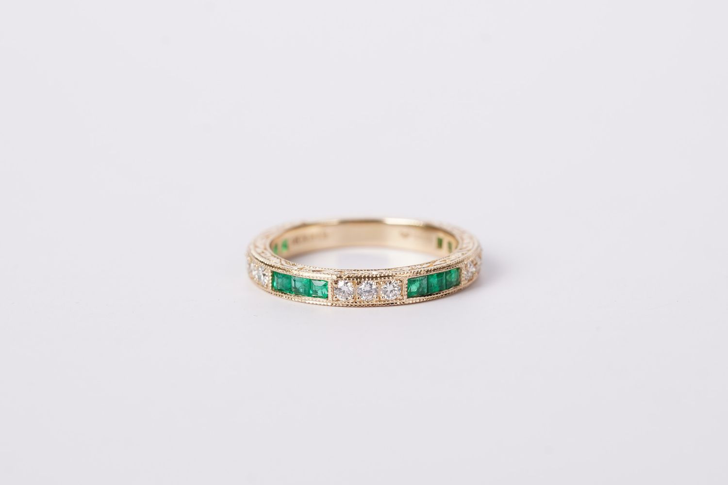 LNRX- 18KW 3.62g .78ctw Emerald &amp; Diamond Vintage Inspired Ring (size 6.75)