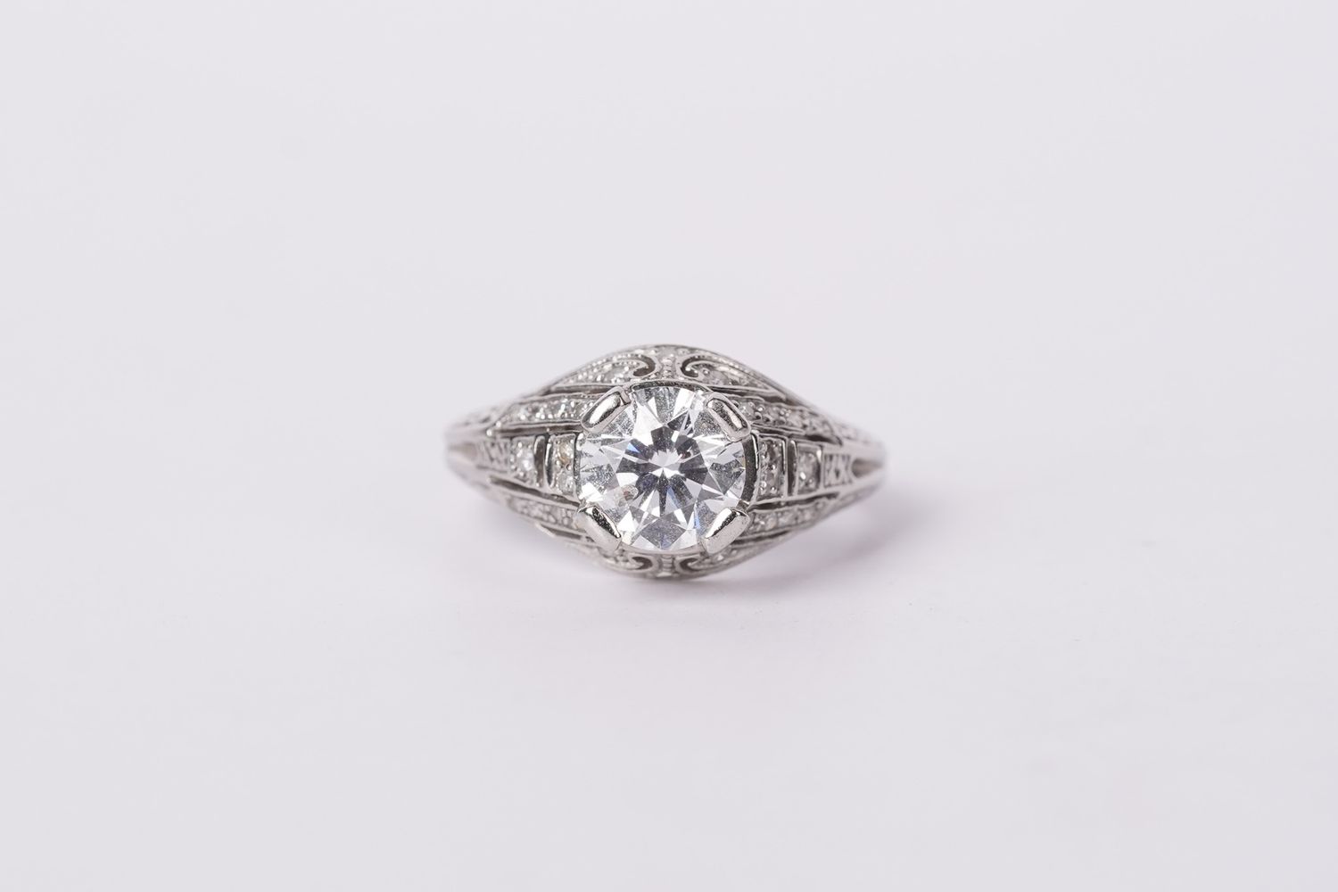 AEET- Platinum 4.73g 1.25ctw (1.10ctr) H/I1 Round Diamond Vintage Ring (size 3.75)