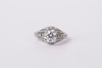 AEET- Platinum 4.73g 1.25ctw (1.10ctr) H/I1 Round Diamond Vintage Ring (size 3.75)