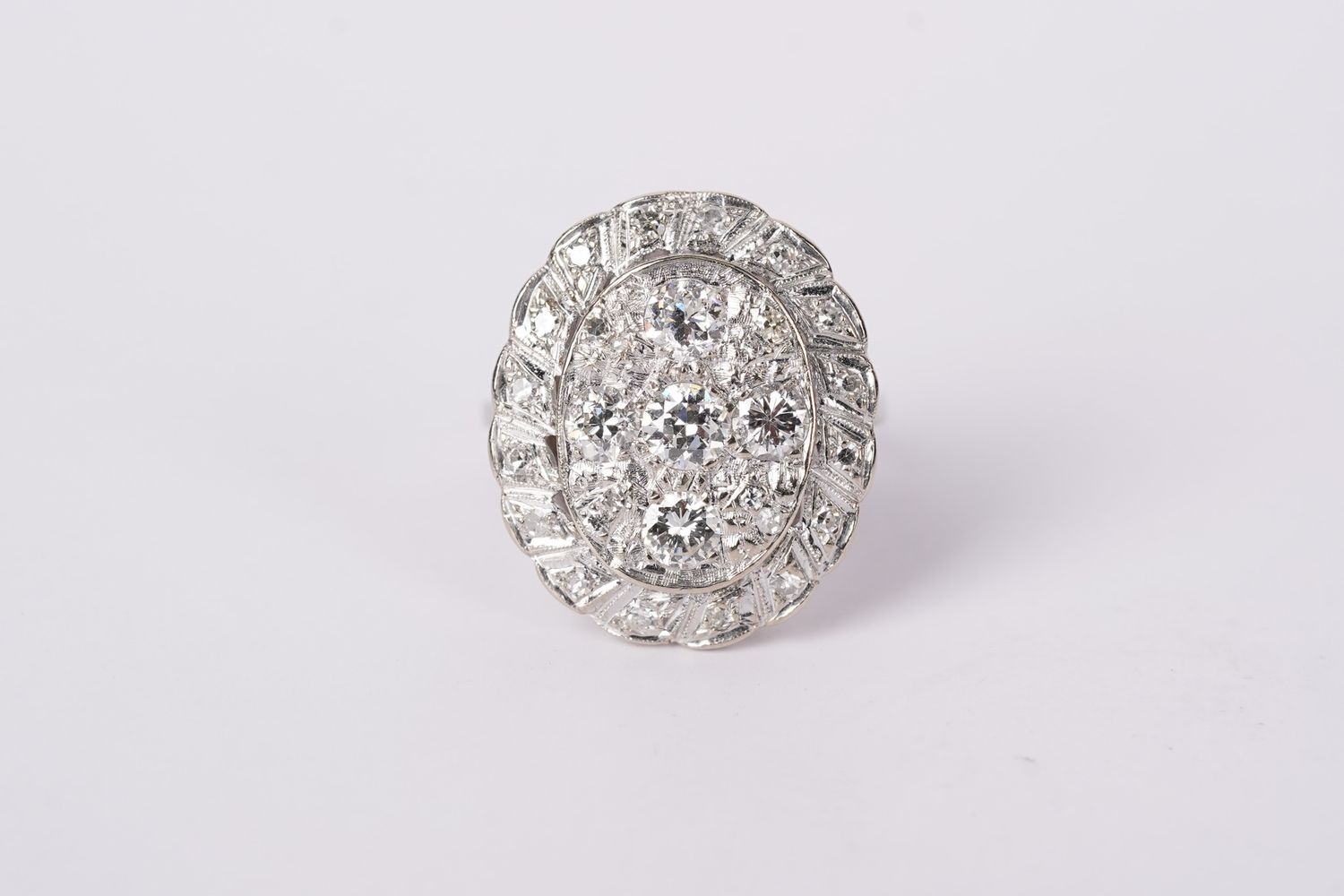 AETT- 14KW 8.55g 2.25ctw Diamond Cluster Vintage Ring (size 10)