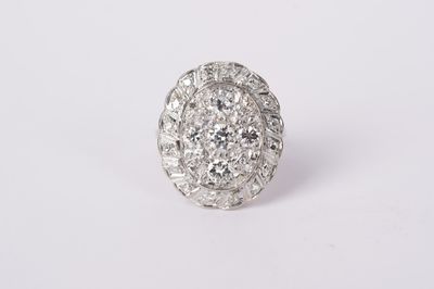 AETT- 14KW 8.55g 2.25ctw Diamond Cluster Vintage Ring (size 10)