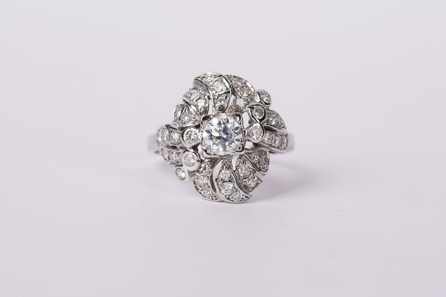 VRTT- 14KW 5.81g 1.77ctw (.77ctr) J/SI1 GIA European Cut Diamond Vintage Ring (size 11.25)