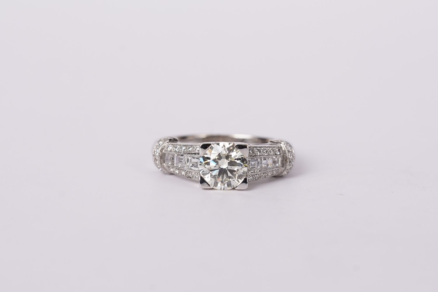 DDET- 18KW 5.48g 1.92ctw (1.30ctr) K/SI2 Round Diamond Engagement Ring (size 6.5)