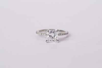 VDETT- 14KW 2.74g 2.23ctw (2.01ctr) D/VVS2 Cushion Diamond Engagement Ring (size 7)