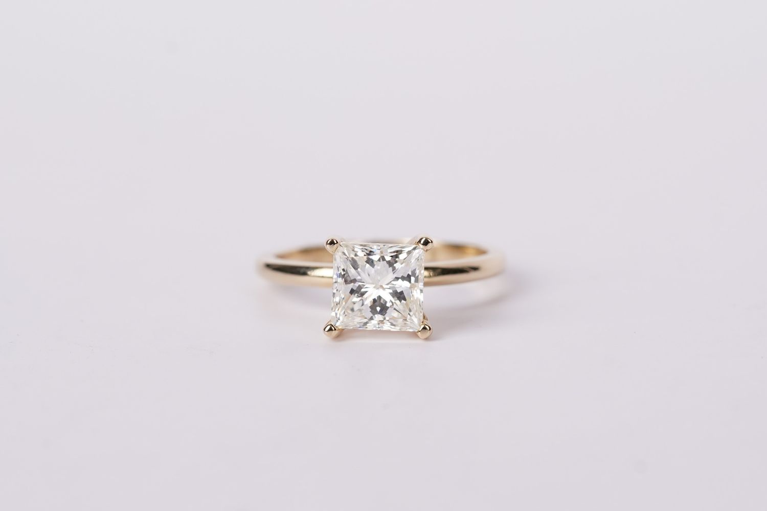 EVTT- 14KY 3.16g 2.11ct I/VS1 Princess Cut Diamond Solitaire Engagement Ring (size 7)