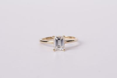 ADTT- 14KY 2.21g 1.19ct H/VS1 Emerald Cut Diamond Solitaire Engagement Ring (size 6.5)