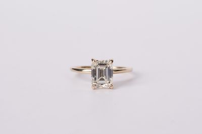 VTNTT- 14KY 2.50g 2.37ctw (2.27ctr) K/VS1 GIA Emerald Cut Diamond Hidden Halo Engagement Ring (size 6.25)