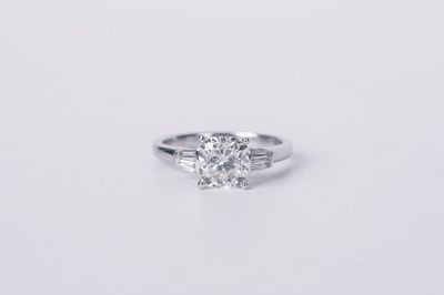 BAET- 14KW 3.56g 2.42ctw (2.12ctr) I/I1 Cushion and Baguette Diamond Engagement Ring (size 7)
