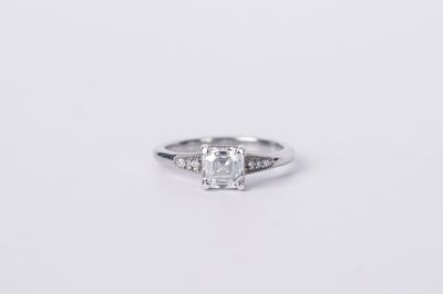 NRTT- 14KW 3.19g 1.20ctw (1.14ctr) F/VS1 GIA Asscher Cut Diamond Engagement Ring (size 6.34)