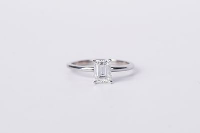 AEAT- 14KW 2.03g 1.03ct F/VS1 GIA Emerald Cut Diamond Solitaire Engagement Ring (size 7)
