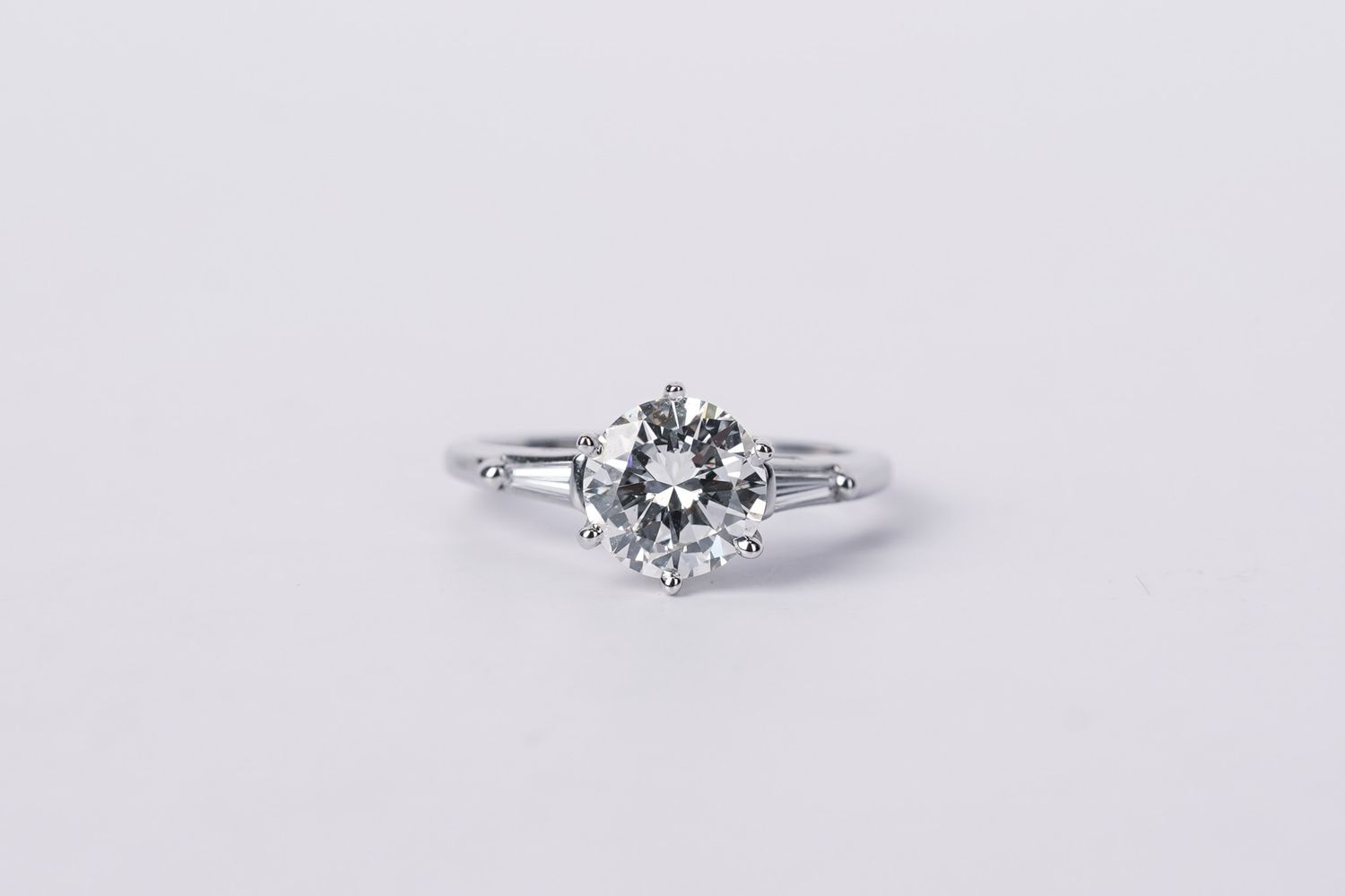 RDTT- 14KW 2.41g 1.81ctw (1.57ctr) I/SI1 Transitional Cut Diamond Engagement Ring (size 5.5)