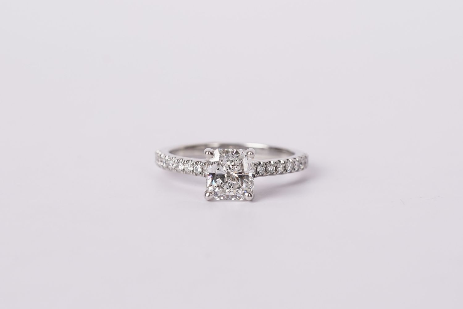 ERTT- 14KW 2.96g Venetti 1.81ctw (1.51ctr) Diamond Hidden Halo Engagement Ring (size 6.5)