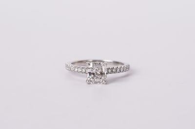 ERTT- 14KW 2.96g Venetti 1.81ctw (1.51ctr) Diamond Hidden Halo Engagement Ring (size 6.5)