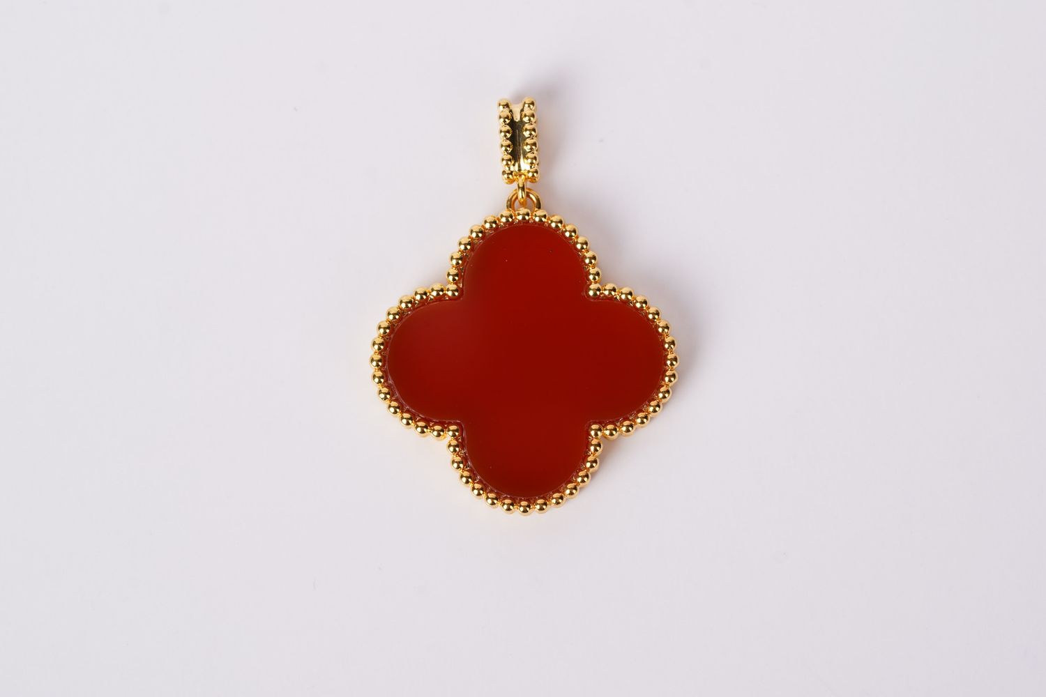 LTX- 18KY 2.5g Carnelian Alhambra Pendant (Pendant Only)