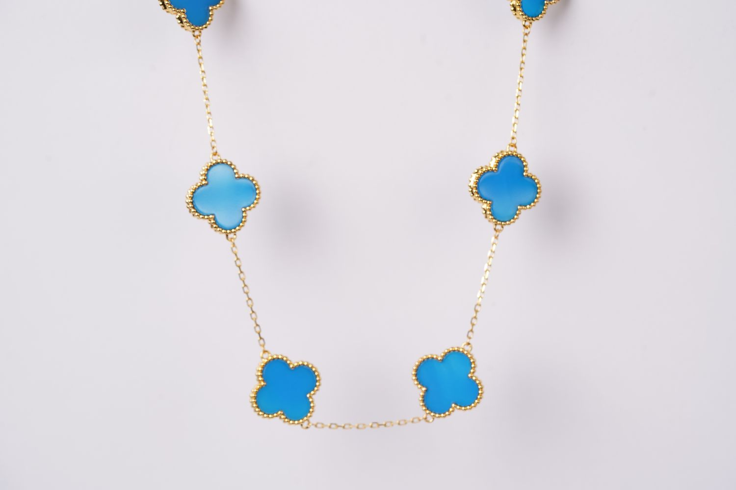 BETX- 18KY 10.67g Blue Lapis Alhambra Station Necklace 17-18&quot;
