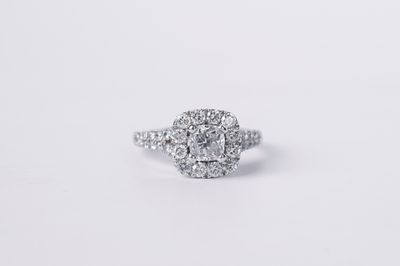 14KW 5.71g 1.90TW (1.03ctr) G/SI2 Neil Lane Cushion Diamond Halo Engagement Ring (size 6)