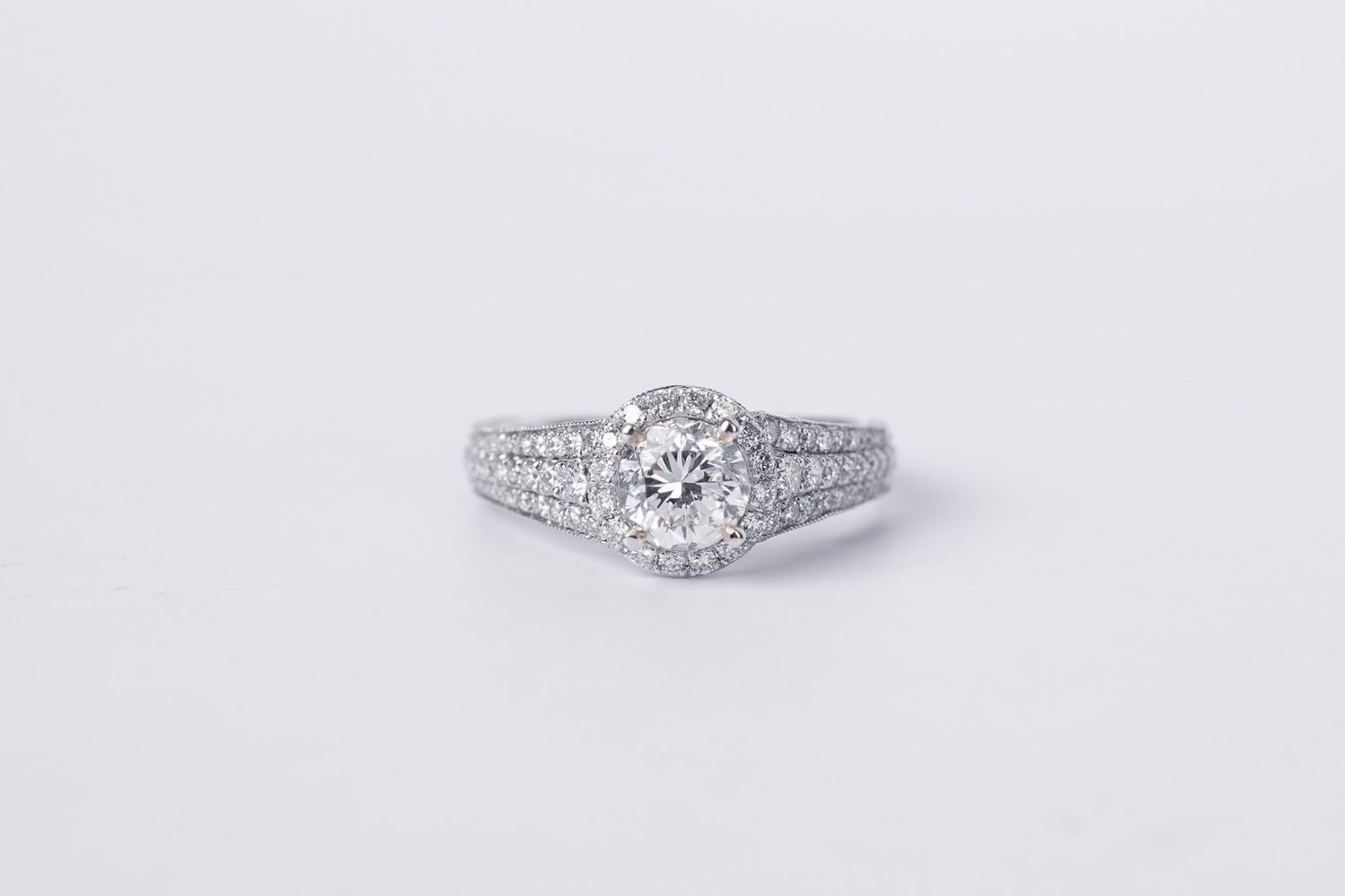NNTT- 18KW 3.57g 1.75ctw (1.01ct) G/SI1 Round Diamond Halo Engagement Ring (size 6.5)