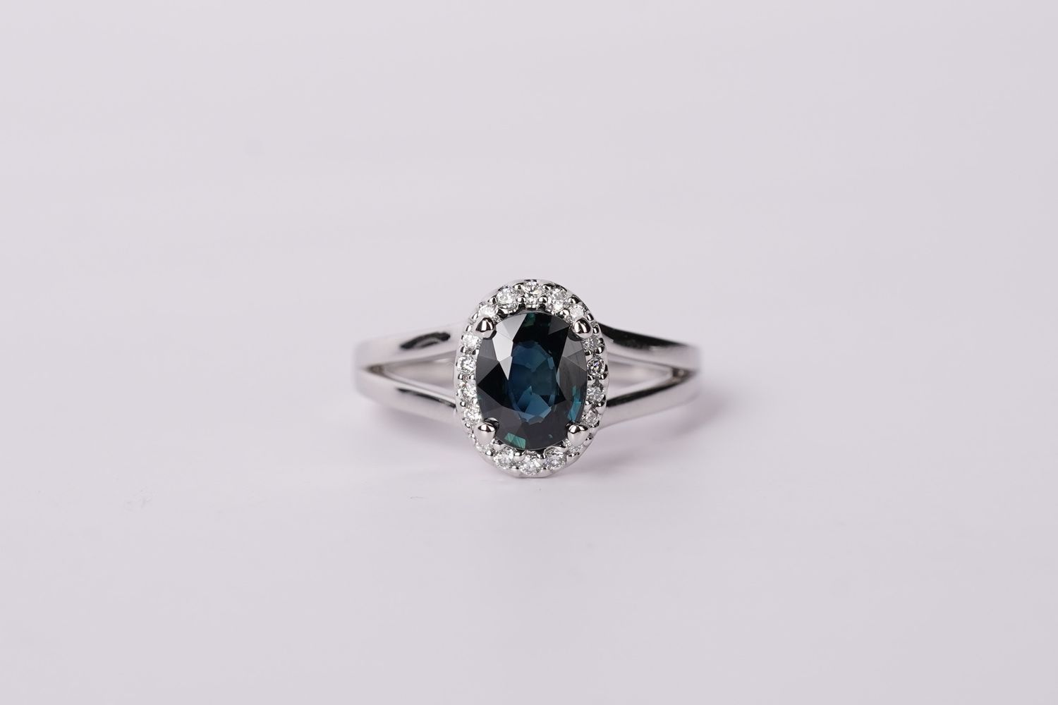 LETX- 14KW 4.96g 1.66ctw (1.24ctr) Sapphire &amp; Diamond Gabriel &amp; Co Halo Ring (size 5.25)