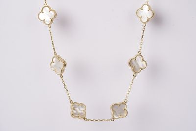 RENX- 14KY 10.82g Mother Of Pearl Alhambra Station Necklace 19&quot;