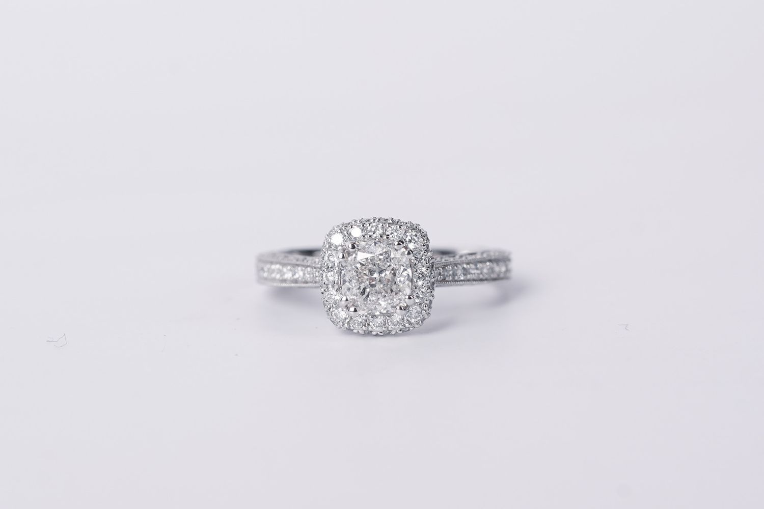AITT-18KW 3.41g 1.87ctw (1.05ctr) I/SI1 GIA Cushion Diamond Halo Engagement Ring (size 6.5)