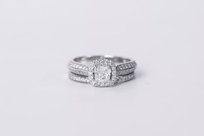 IET- 14KW 5.2g 1.03ctw (.49ctr) F/SI1 Ikuma Cushion Diamond Halo Engagement Ring (size 5.5)