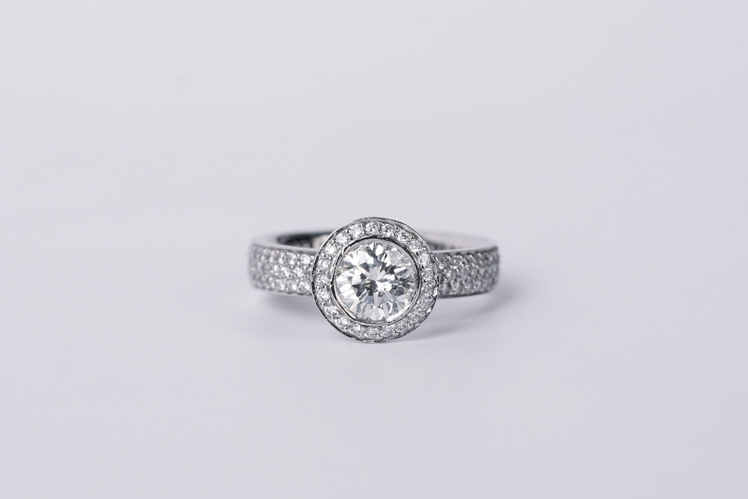 ALTP-Platinum 6.72g 1.55TW (1.05ctr) J/SI1 Ritani Round Diamond Halo Engagement Ring (size 5.75)