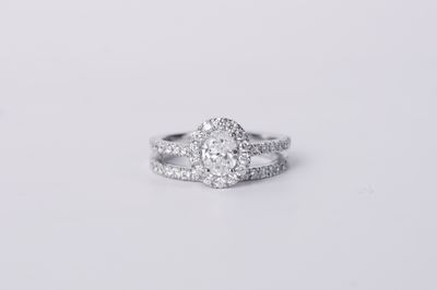 AELL-14KW 4.8g 1.68ctw (0.75ctr) I/SI2 Oval Diamond Halo Wedding Set (size 7)