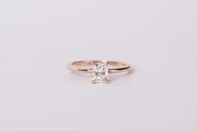 AERE-14KR 2.6g 1.00ctr I/SI1 GIA Radiant Diamond Solitaire Ring (size 7)