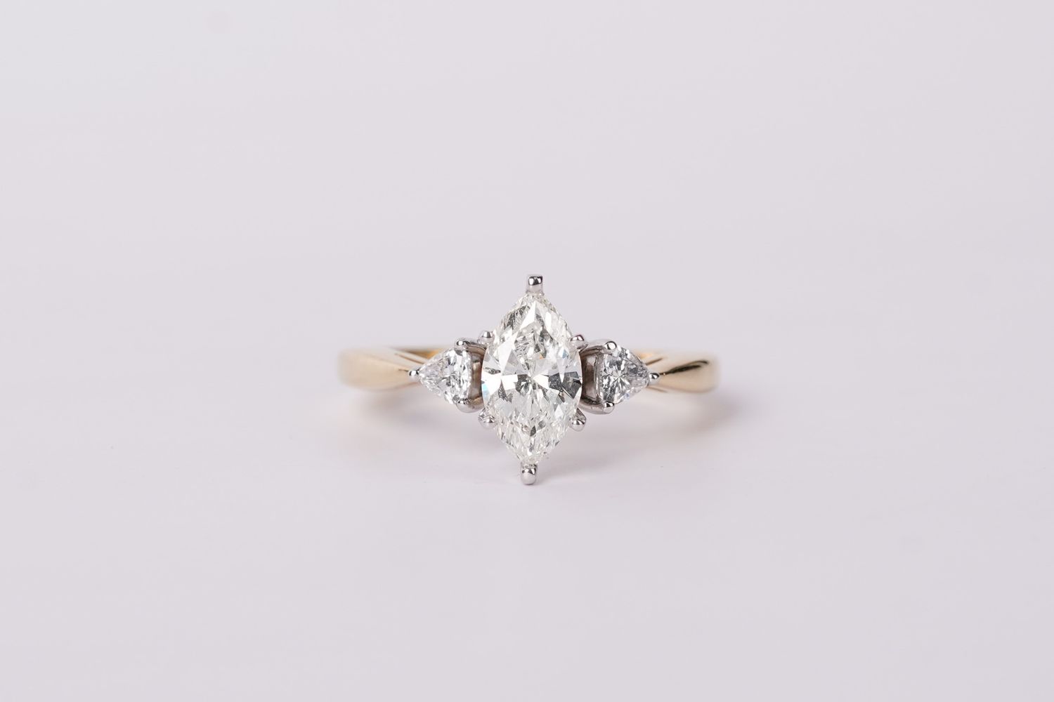 AVTT- 14KWY 3.7g 1.31ctw (1.06ctr) I/SI2 Marquise Diamond 3-Stone Engagement Ring (size 7.25)