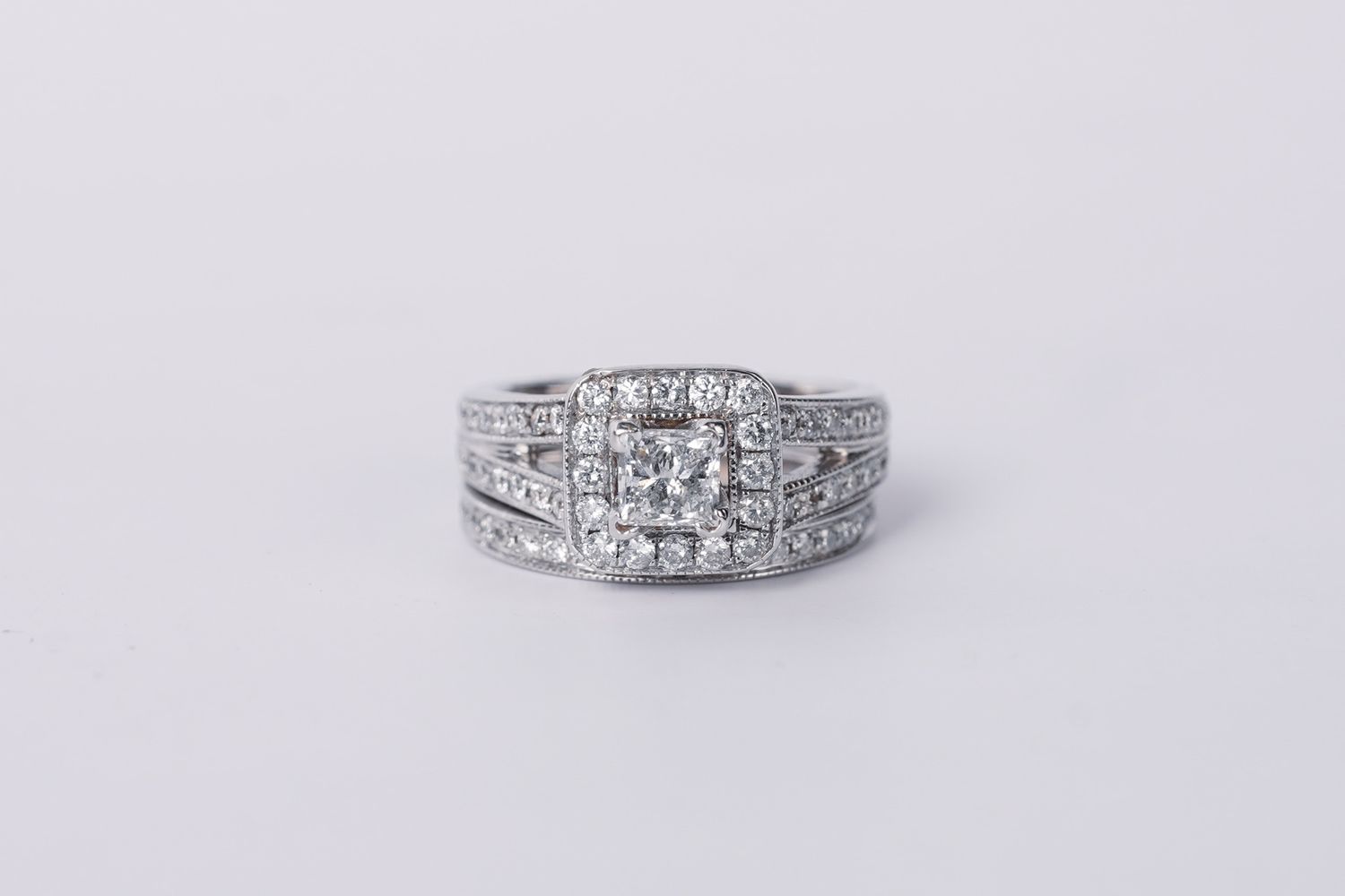 14KW 6.6g 1.60tw (.60ctr) H/SI2 Princess Cut Diamond Halo Wedding Set (size 4.75)