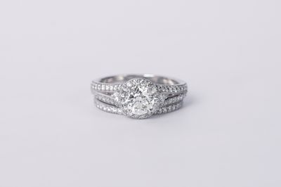 ABTP-Platinum 8.10g 1.57TW (.93ctr) I/SI1 Old European Cut Diamond Halo Wedding Set (size 6.5)
