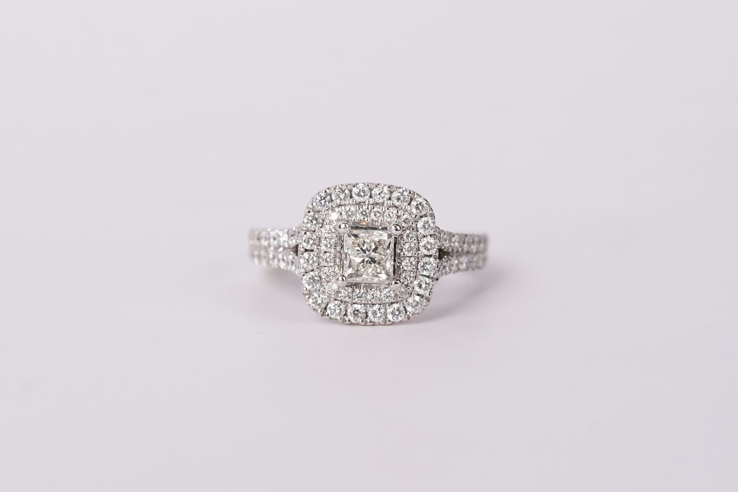 14KW 5.2g 1.95tw (.50ctr) J/SI1 Princess Cut Diamond Double Halo Vera Wang Engagement Ring (size 5)