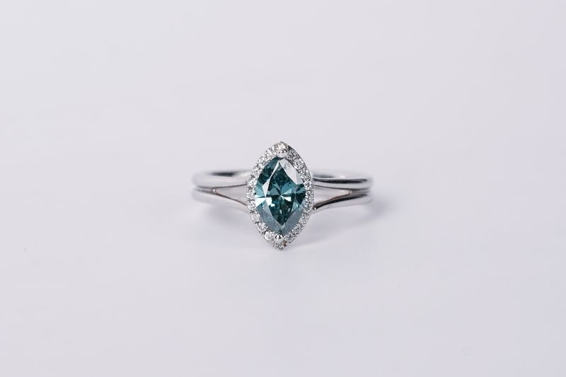 BET- 14KW 3.42g 1.25ctw (1.01ctr) Blue/I1 Marquise Diamond Halo Engagement Ring (size 7)