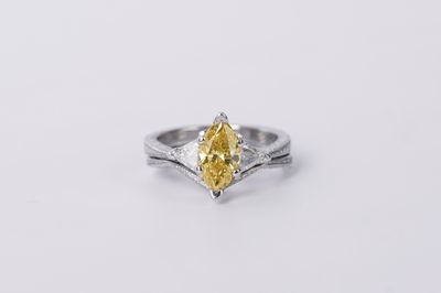 Platinum 6.4g 1.41ctw (1.01ctr) FY/SI2 Marquise Diamond Three Stone Wedding Set (size 4)