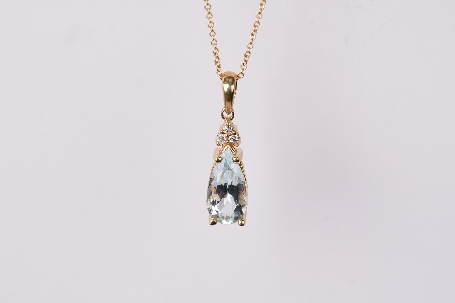NNT- 14KY 2.3g 1.49ctw (1.44ctr) Aquamarine &amp; Diamond Fashion Pendant 18&quot;