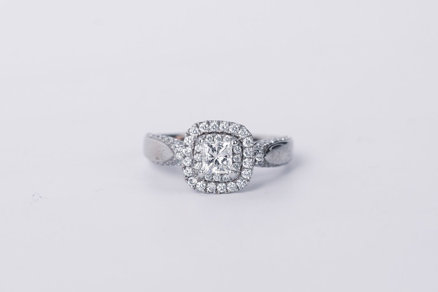 DET- 14KW 4.59g 1.00ctw (.33ctr) G/SI2 Princess Cut Diamond Halo Engagement Ring (size 5.5)