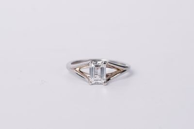 ANDE- 14KW 3.06g 1.00ct I/VS1 Emerald Cut Solitaire Engagement Ring (size 6.75)
