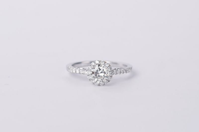 14KW 2.49g 1.18ctw (.70ctr) J/VS2 Old European Cut Diamond Halo Engagement Ring (size 6.5)