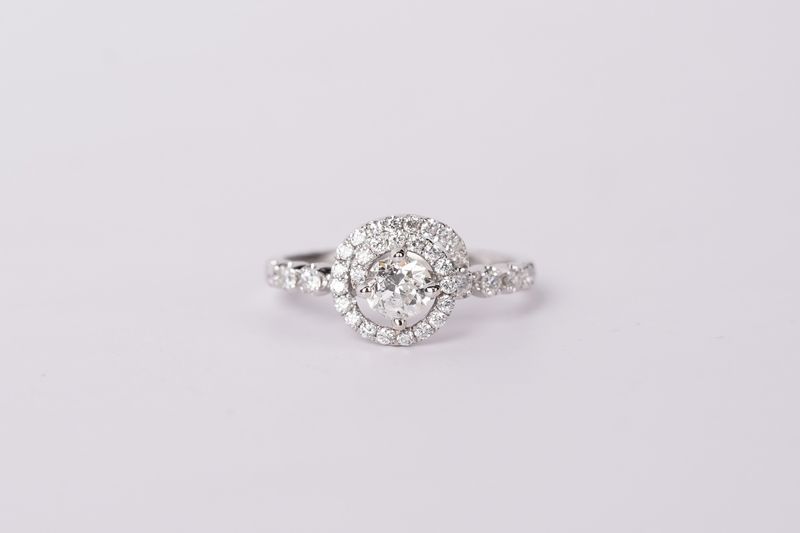 14KW 3.1g 1.00ctw (.50ctr) I/SI2 Old Mine Cut Diamond Spiral Halo Engagement Ring (size 7)