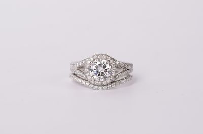 NLTT- 18KW 7.26g 2.00ctw (1.10ctr) D/SI2 Round Diamond Halo Wedding Set (size 6.5)